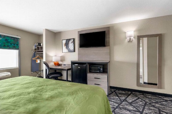 Quality Inn Jackson image 29